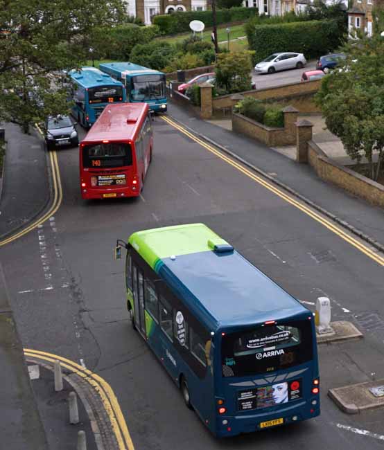 Arriva the Shires 2518 Carousel 402 Wright Streetlites